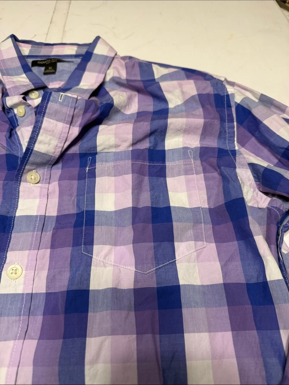 Banana Republic Men’s Medium Purple Plaid Button-Down Shirt Long Sleeve Cotton